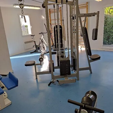 Au Levant De Marie Гайак